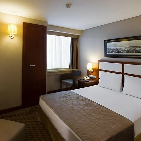 Hotel Golden 4*