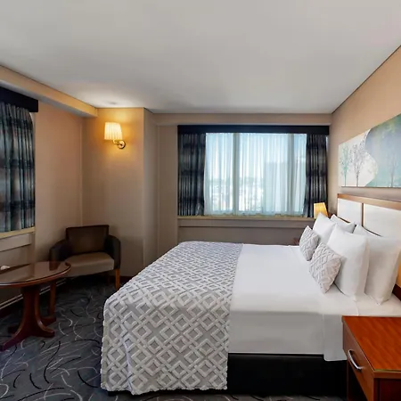 Hotel Golden