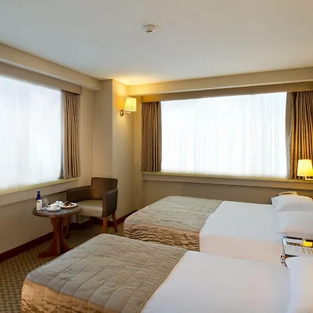 Golden Hotel